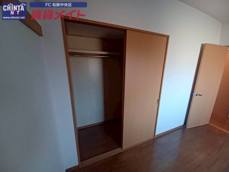 収納　同物件別室反転写真