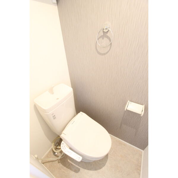 トイレ　※同シリーズの写真になります。