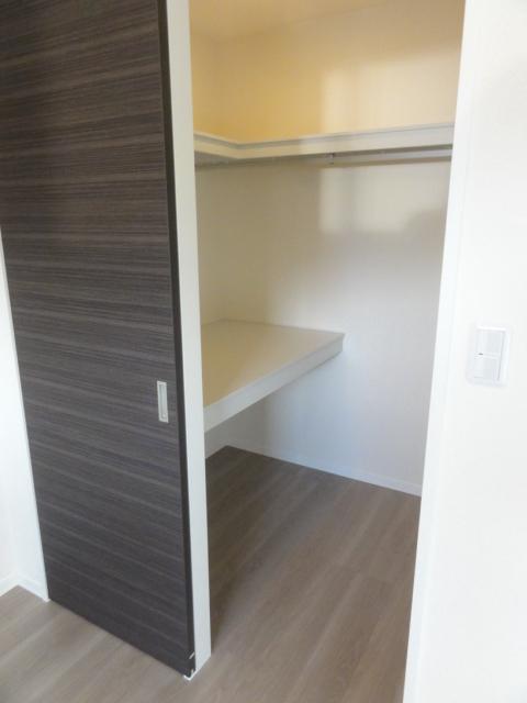 収納　ウォークインクローゼット