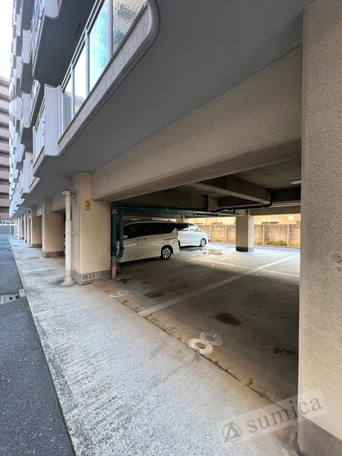 その他共有部分　駐車場も完備