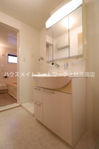 洗面設備　洗髪洗面化粧台