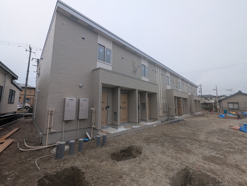 建物外観　３月６日現在。建築中のお写真です。