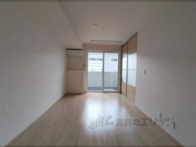 居室・リビング　居室