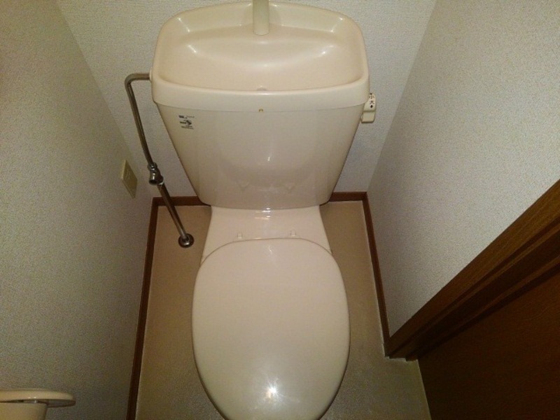 トイレ　図面と現状に相違がある場合には現状を優先