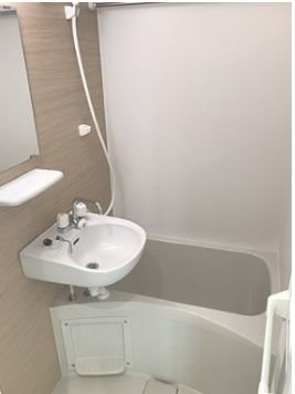 バス・シャワールーム　別号室の参考写真となります