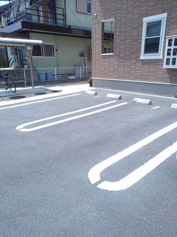 駐車場　駐車場完備です