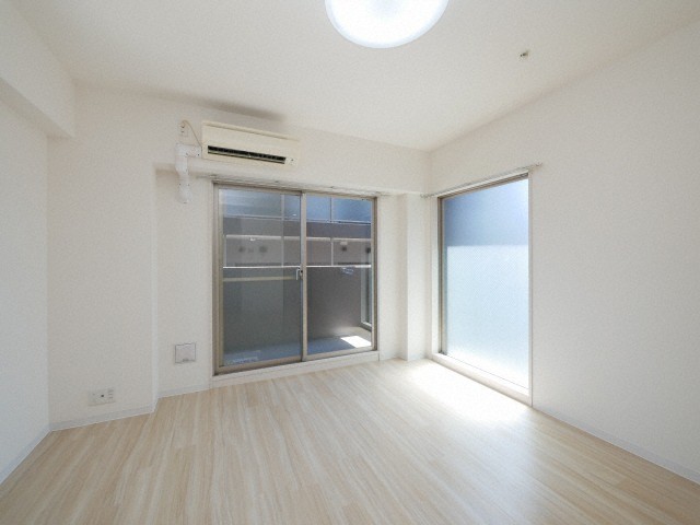 居室・リビング　個人の部屋や寝室として使える洋室です