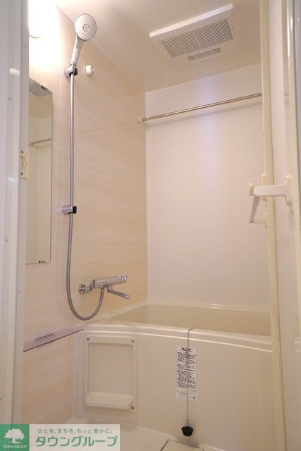 バス・シャワールーム　※写真は同タイプ住戸です。