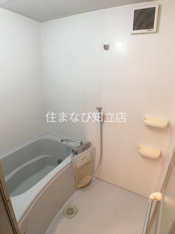 バス・シャワールーム　同型別部屋写真