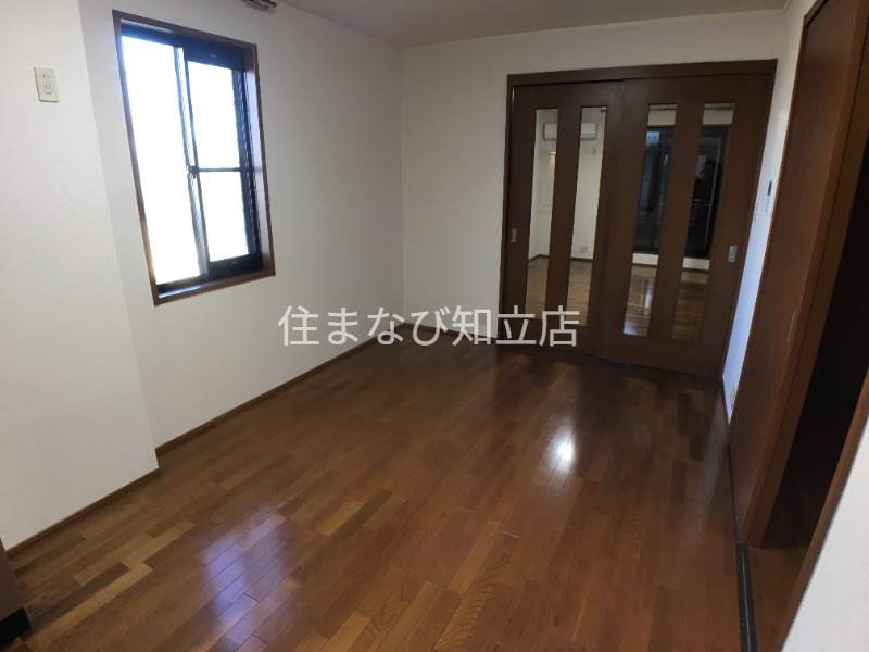 居室・リビング　同型別部屋写真