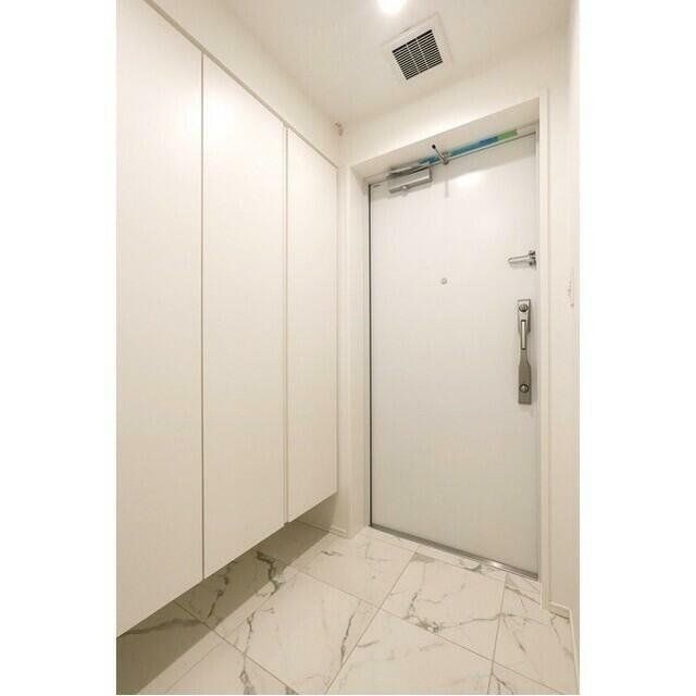 玄関　物件画像