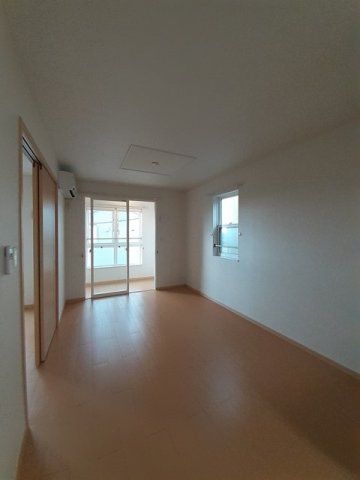 居室・リビング　使いやすい居間です