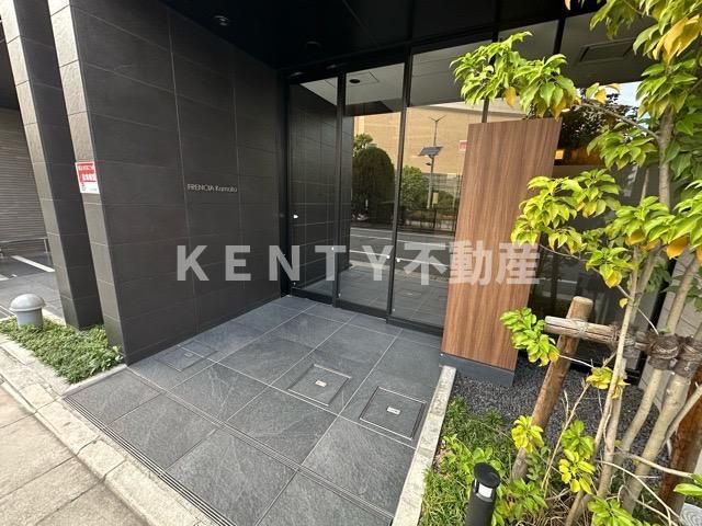 エントランス　毎日通るエントランスはこのようになっています