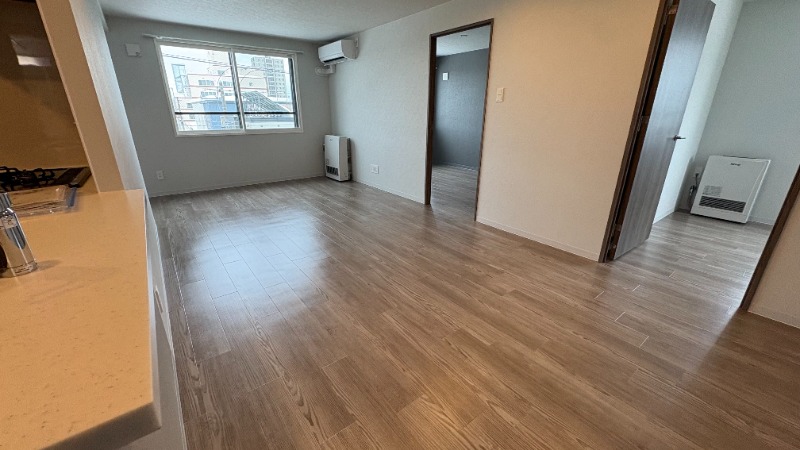 居室・リビング　広々リビング