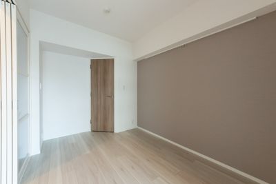 エントランス　■洋室