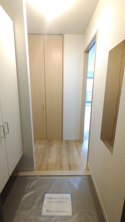 玄関　シューズボックス付き玄関