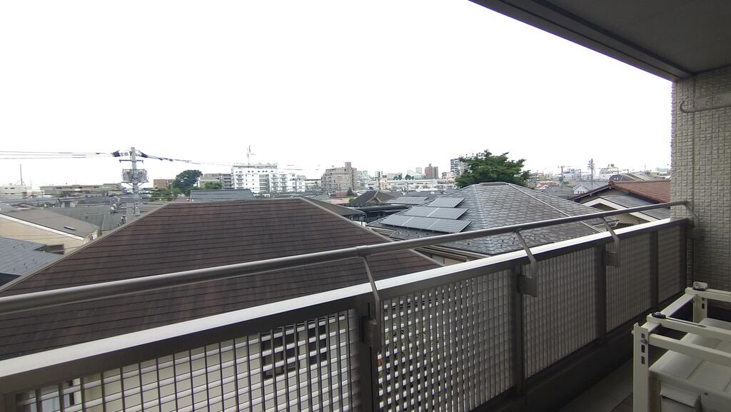 バルコニー　南向きのバルコニー