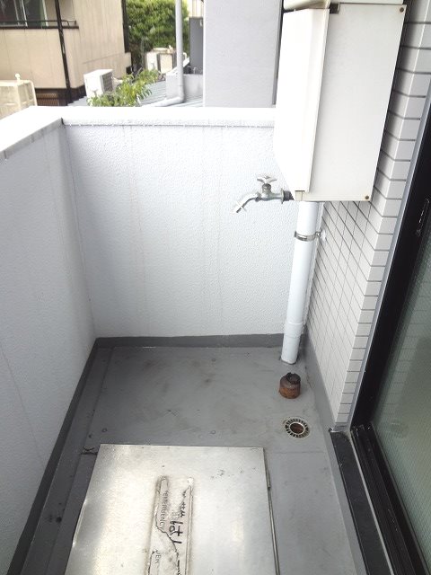 その他設備　洗濯機はベランダに設置可能です。