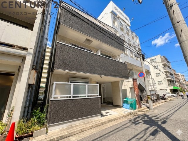 建物外観　敷地内に駐輪スペースあります