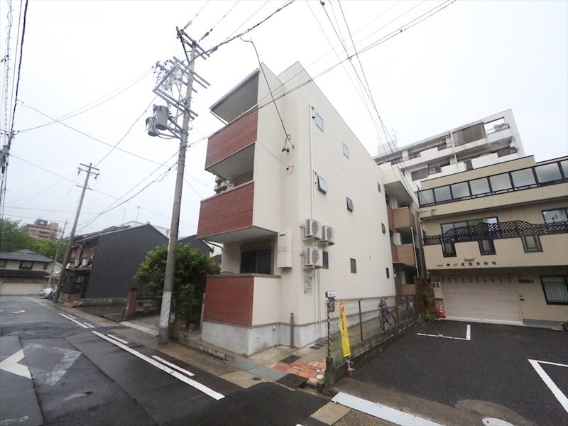 建物外観　外観　オートロック付　デザイナーズ