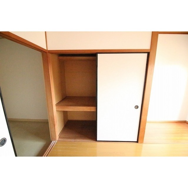 収納　※写真は別室です
