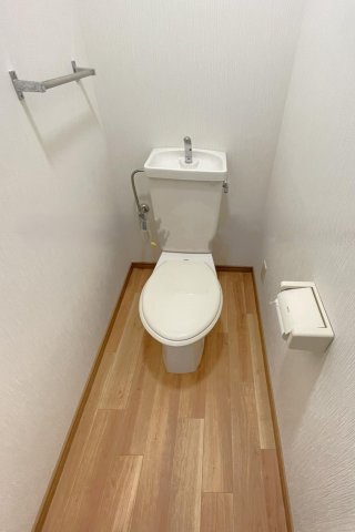 トイレ　トイレもきれいです