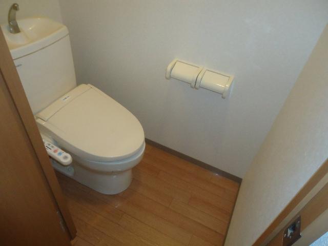 トイレ　シャワー付トイレ