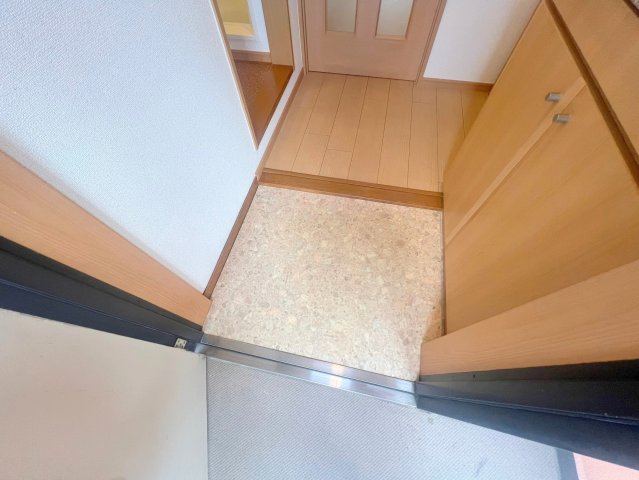 玄関　素敵な玄関は毎朝あなたを元気に送りだしてくれますよ。