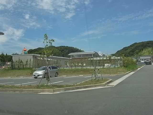 幼稚園・保育園　袋井市立山梨幼稚園（幼稚園・保育園）まで609m