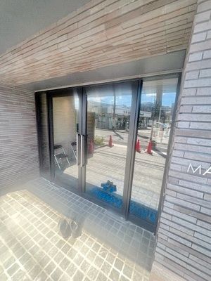 エントランス　エントランス
