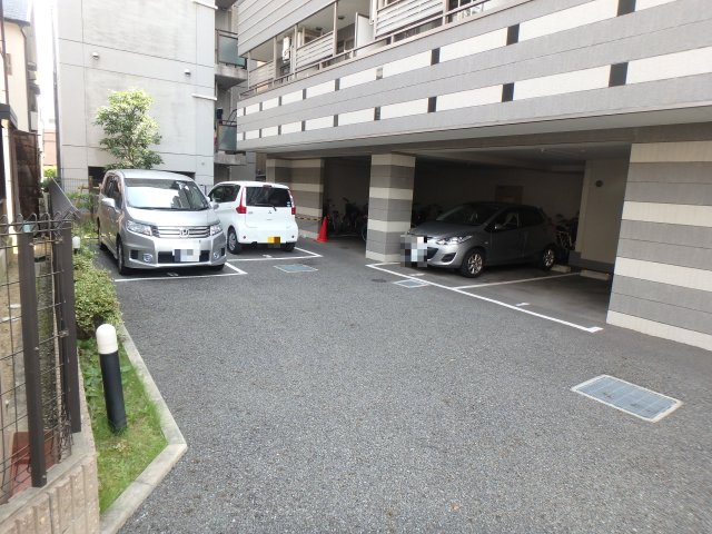 駐車場　カースペースがあります