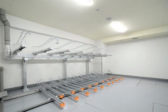 駐車場　駐輪場