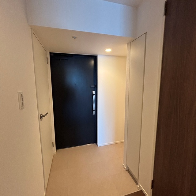 玄関　※写真は同タイプ住戸です。