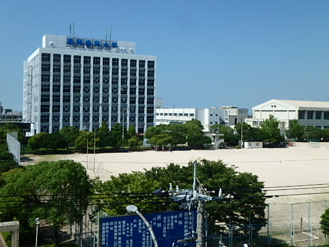大学・短大　福岡歯科大学（大学・短大）まで1663m