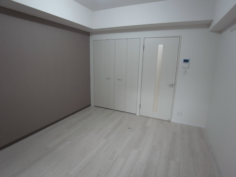 居室・リビング　ゆったり８帖です☆