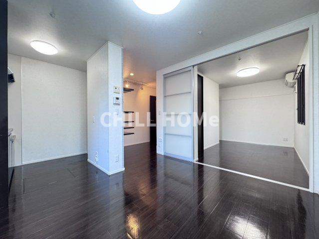 居室・リビング　※写真は同型タイプのお部屋になります。