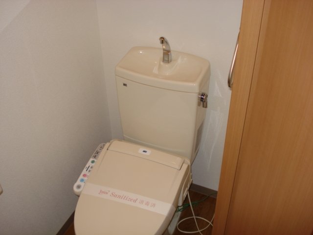トイレ　シャワー付トイレ