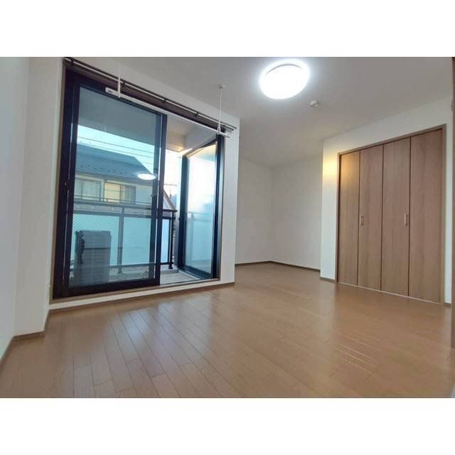 居室・リビング　※同タイプの別のお部屋です。