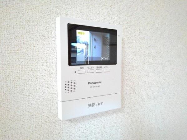 セキュリティ　モニター付きインターホン