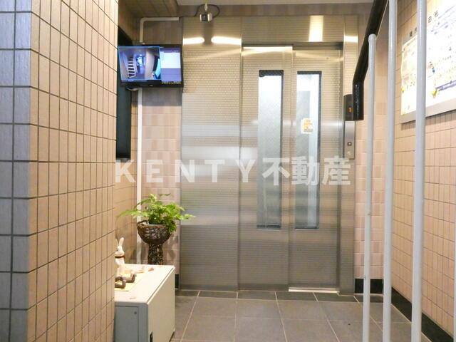ロビー　建物の内部です