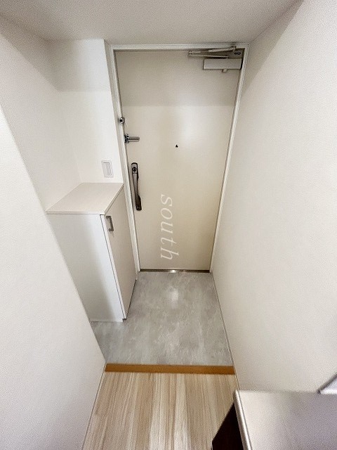 玄関　シューズＢＯＸ付きの玄関