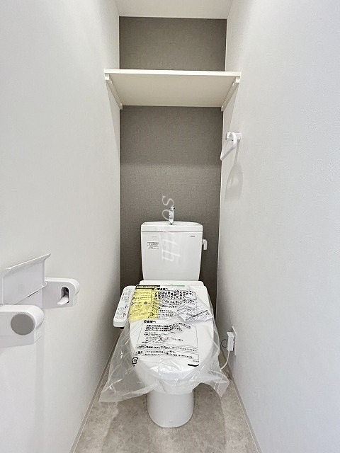 トイレ　ウォシュレット付きのトイレ