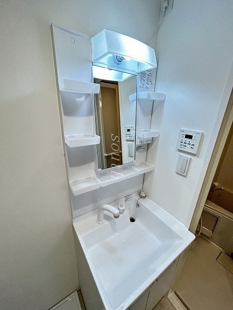 洗面設備　シャンプードレッサー