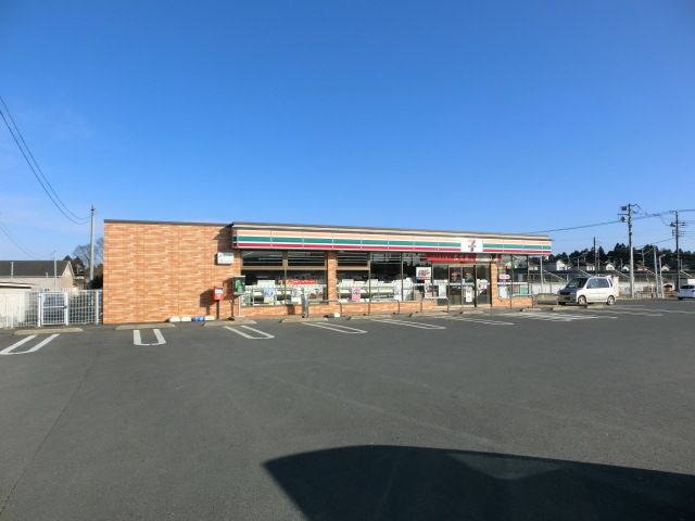 コンビニ　セブンイレブン八街笹引店（コンビニ）まで487m