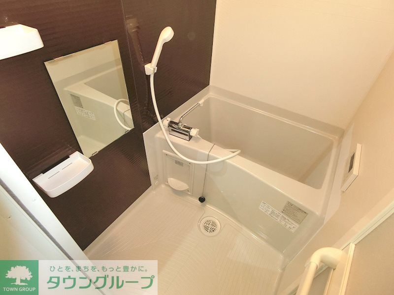 バス・シャワールーム　追焚きや浴室乾燥機能つき！一日の終わりには快適なバスタイム…