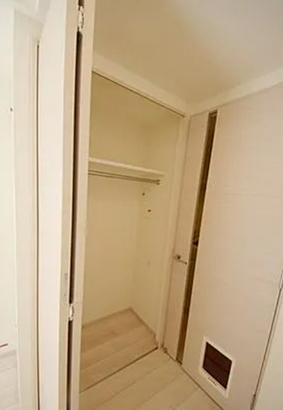 収納　※反転タイプの写真を使用しています。