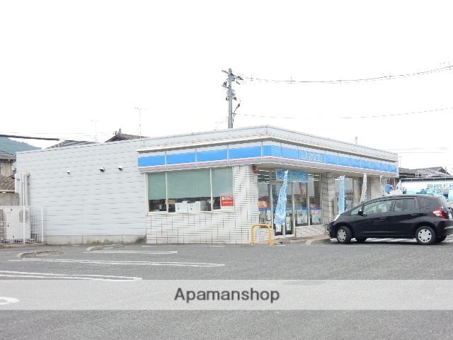 コンビニ　ローソン岡山辛川西店（コンビニ）まで317m