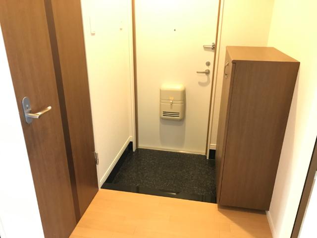 玄関　玄関（イメージ）