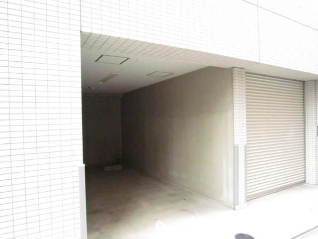 駐車場　駐車場完備
