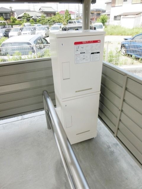 その他　不在の際でも安心の宅配ボックス